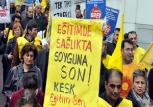 KAMU ÇALIŞANLARI GREVDE!