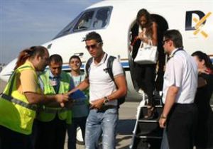 İSTANBUL DA RONALDO İZDİHAMI!