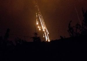 İsrail den Fosfor Bombalarıyla Katliam! 