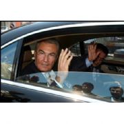 BAYKAL, AKP DEN BAŞESGİOĞLU NUN ADAYLIĞINA SICAK