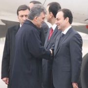 GÜL Ü DİYARBAKAR DA BAYDEMİR KARŞILADI!