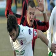 BATUHAN DAN RAKİBİNE YUMRUK 