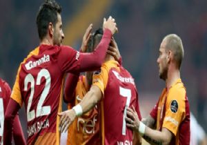 Galatasaray da Deprem! 