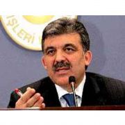 DIŞİŞLERİ BAKANI GÜL,  TÜRBAN MESELESİNİ HALLEDECEĞİZ DEDİ.