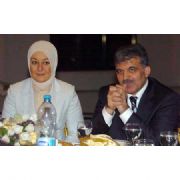 GÜL DEN TÜRBAN YANITI: HERKESİN BİR TERCİHİ VARDIR 
