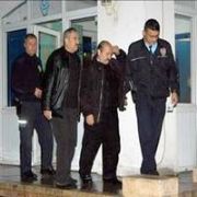 GEZİ TEKNESİNDEN DÜŞEN ADAMI DENİZDE UNUTTULAR