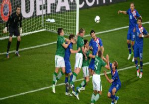 HIRVATİSTAN7DAN İRLANDA YA ÜÇ LÜK, 3-1