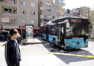 HALK OTOBÜSÜNE MOLOTOF