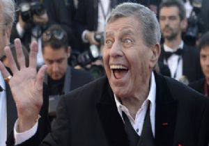 Komedyen Jerry Lewis Hayatını Kaybetti