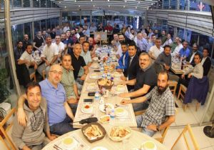 Haber Kameramanları Geleneği Bozmadı