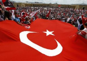 YOLSUZLUK RAPORU KAPAK FOTOĞRAFI TÜRKİYE DEN!!!