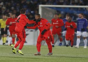 Beşiktaş tan  Muhteşem Geri Dönüş 3-2