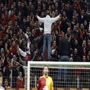 AVRUPA MUCİZEYE KALDI,ARENA DA İSTİFA SESLERİ