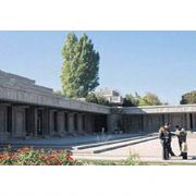 HZ. MUHAMMED İN EVİNDEN ESİNLENEREK YAPILAN CAMİ