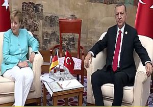Almanya Ziyaretinde Can Dündar Krizi