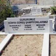 YAŞAYAN OLİMPİYAT ŞAMPİYONLARINA ÖDÜL,  MEZAR  