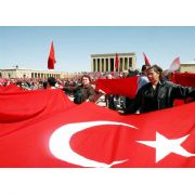 ANITKABİR DOLDU TAŞTI