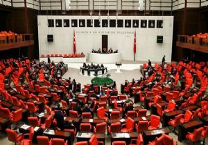 Yemin Dışında Kürsüye Çıkmadan Maaş! 