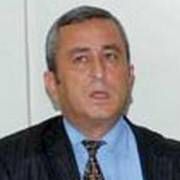 DELİLERİ AZA SEÇİLEN KÖYÜN MUHTARI İNTİHAR ETTİ