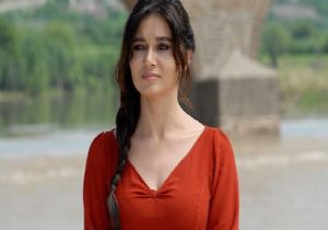 NURGÜL YEŞİLÇAY IN TAKSİM İSYANI!