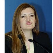 AKP Lİ HOTAR IN UNVAN KAPRİSİ!!
