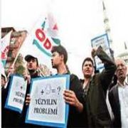 AKP İL BİNASI ÖNÜNDE  HIRSIZ VAR  DİYE EYLEMİ 