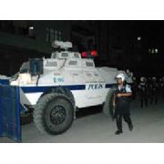 BATMAN DA  POLİS-TERÖRİST YAKINI ÇATIŞMASI...  1 KİŞİ ÖLDÜ 3 POLİS YARALANDI