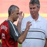 HANGİSİ İSTİFA ETMELİ?