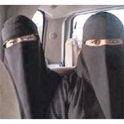 KADINA ARABA KULLANMA YASAĞI GERİ TEPTİ