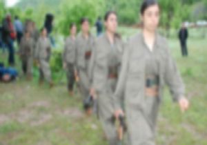 PKK Destekçisi Vekil Küplere Bindi