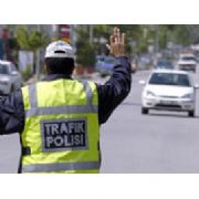 POLİSTEN GICIK KAPAN VEKİLLER KIRMIZI PLAKA İSTİYOR