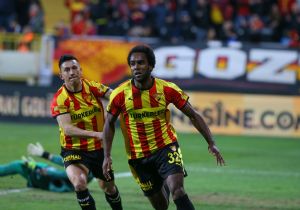 G.Saray a Bir Darbe de Göztepe den 2-1