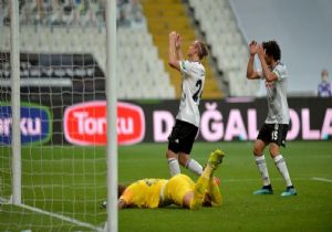 Antalya Kartal ı  Evinde Yıktı 2-1