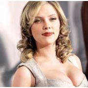 SCARLETT JOHANSSON U STRİPTİZCİ KIZ YARALAMIŞ