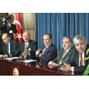 İSTİFACILAR SHP YE GEÇİYOR... KARAYALÇIN DA HAZİNE YARDIMINI KAPTI...
