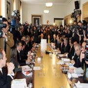 SİNİRLER GERİLDİ, VEKİLLER BİRBİRİNE GİRDİ, GİRECEK