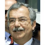 ŞÜKRÜ SİNA GÜREL DSP DEN İSTİFA ETTİ, CHP YOLUNDA