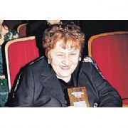 SUNA PEKUYSAL RAHATSIZLANDI