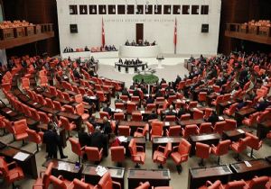 Meclis te HDP Yine Şaşırtmadı