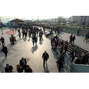 İSTANBUL DA TRAFİK FELÇ, YAYALAR YOLLARDA