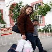 TÜRK GELİN TÜRKLERE HAKARET EDEN EŞİNİN YANINA GİTTİ.
