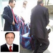 VALİ YARDIMCISINA  İLK YARDIM!