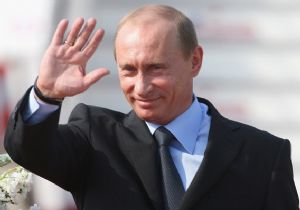 Putin Rekor Oyla Yeniden Başkan Seçildi