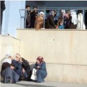 VAN DA 75 TL LİK YARDIM ÇEKİ İZDİHAMI