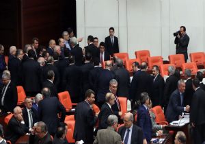 Flaş.. Yüce Divan da İlk Sonuç