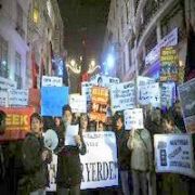 BEYOĞLU NDA YUNAN POLİSİ PROTESTOSU