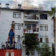 İTFAİYE  İTFAİYECİSİZ YANGIN SÖRDÜRMEYE GELDİ