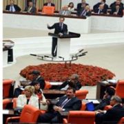 TARAFTAR DEĞİL, VEKİL PROTESTOSU!