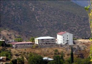 200  PKK LI 8 KOLDAN SALDIRMIŞ!