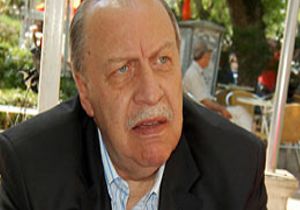 Yaşar Okuyan Yoğun Bakımda